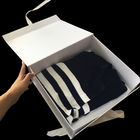 리본 옷 포장을 위한 로고에 의하여 주문을 받아서 만들어지는 백색 접히는 서류상 선물 상자 협력 업체