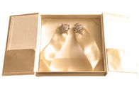 결혼식 안내장 리본으로 장식적인 선물 상자가 열리는 2개의 측 주문 설계합니다 협력 업체