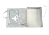 명확한 PVC 창 돋을새김하는 Foldable 선물 상자/리본 마감을 가진 뜨거운 각인 표면 협력 업체