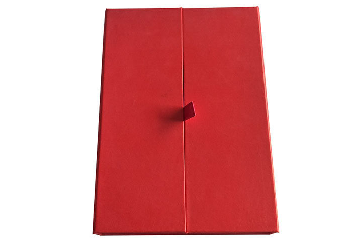 모자 최고 빨간 책에 의하여 형성되는 상자, 2cm 폭 공단 테이프를 가진 자석 플랩 상자 협력 업체