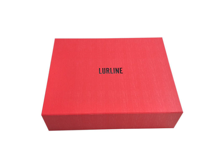 옷 포장을 위한 빨간 자석 Foldable 선물 상자 뜨거운 포일 검정 로고 협력 업체